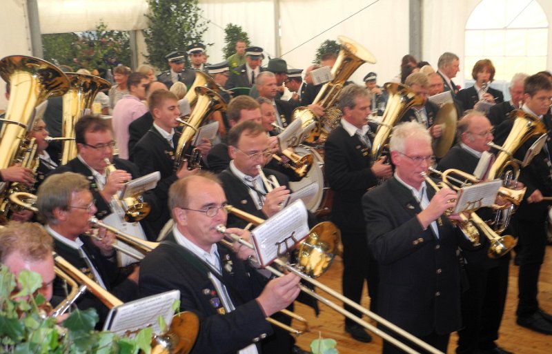 Schuetzenfest Sonntag 0345.JPG